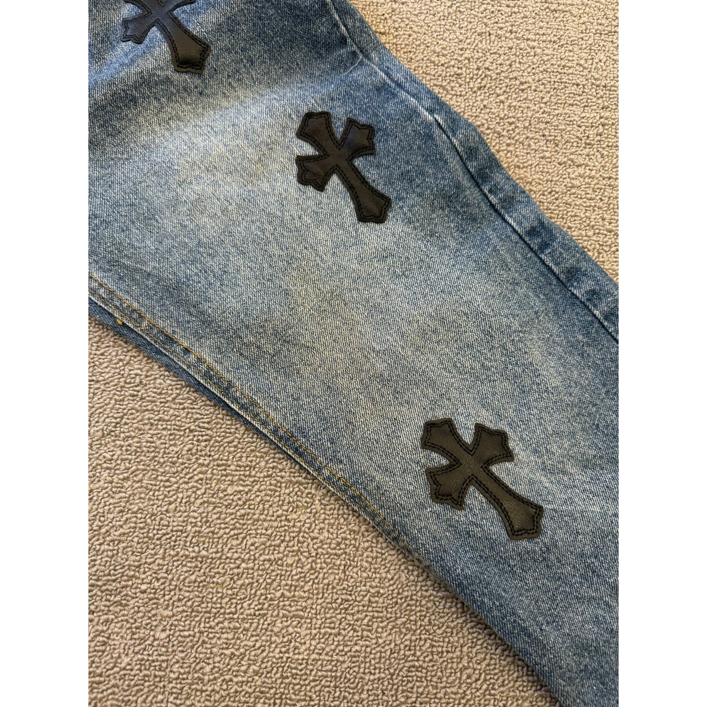 Levi's 550 Women's Chrome Hearts Cross Patch Light Wash Straight Jeans