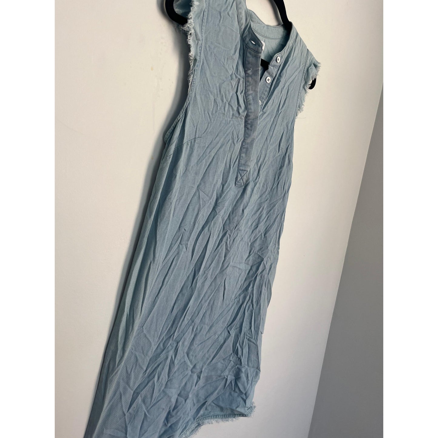 Splendid Sleeveless Henley Dress Women XS Blue Chambray Frayed Hem Casual