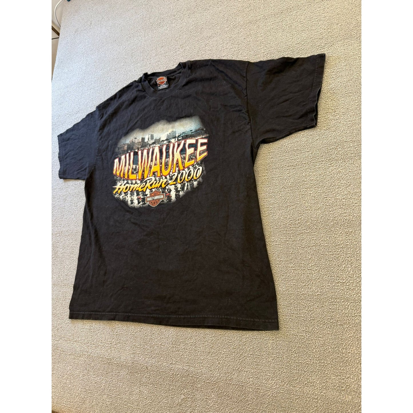 Harley-Davidson Men's XL Milwaukee HomeRun 2000 Graphic T-Shirt W/ Hole