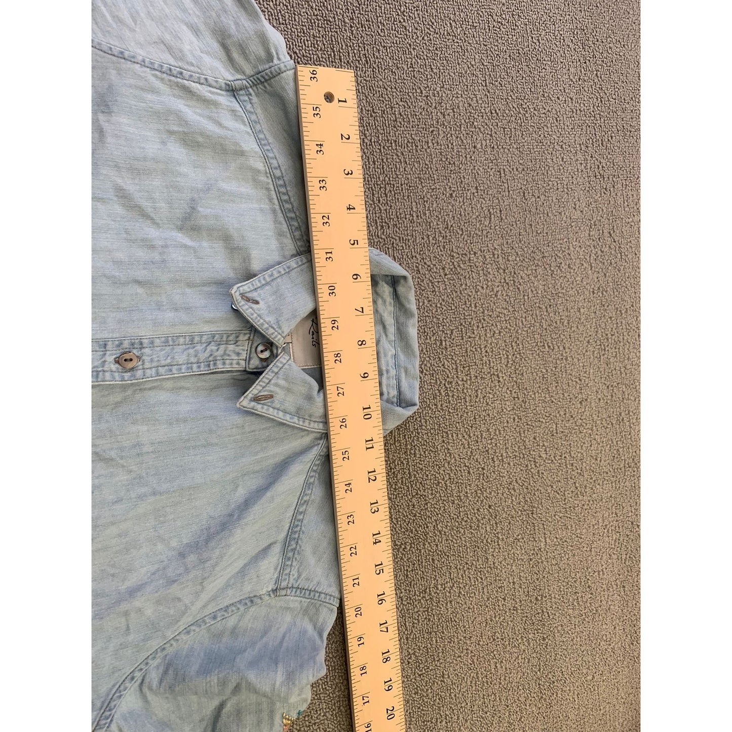 Rails Women's S Light Blue Embroidered Chambray Distressed Shirt