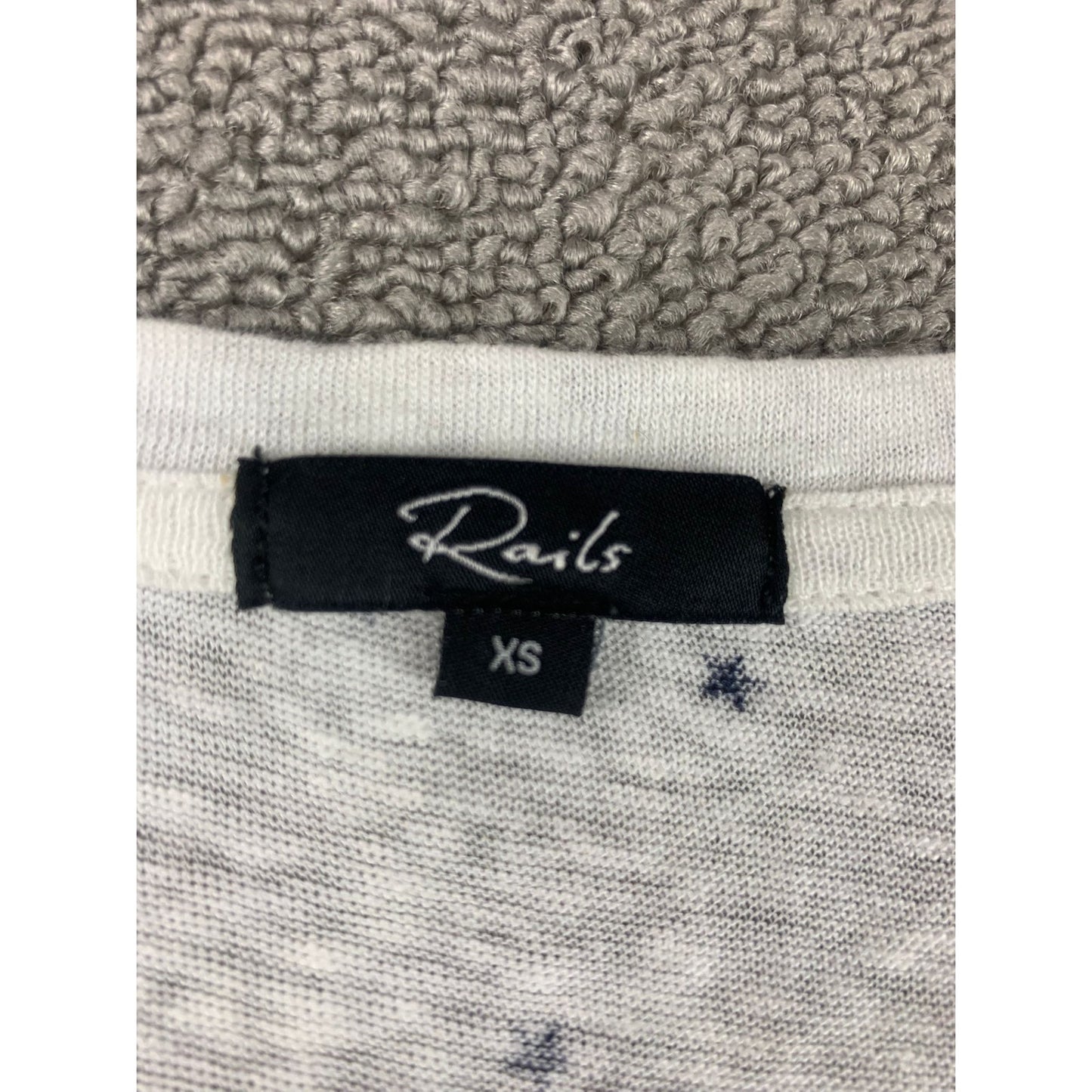 Rails Women Extra Small White Black Star Print V-neck T-shirt