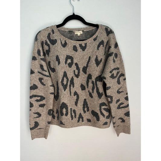 Hem & Thread Leopard Print Sweater Women Small Taupe Gray Pullover Fuzzy Knit