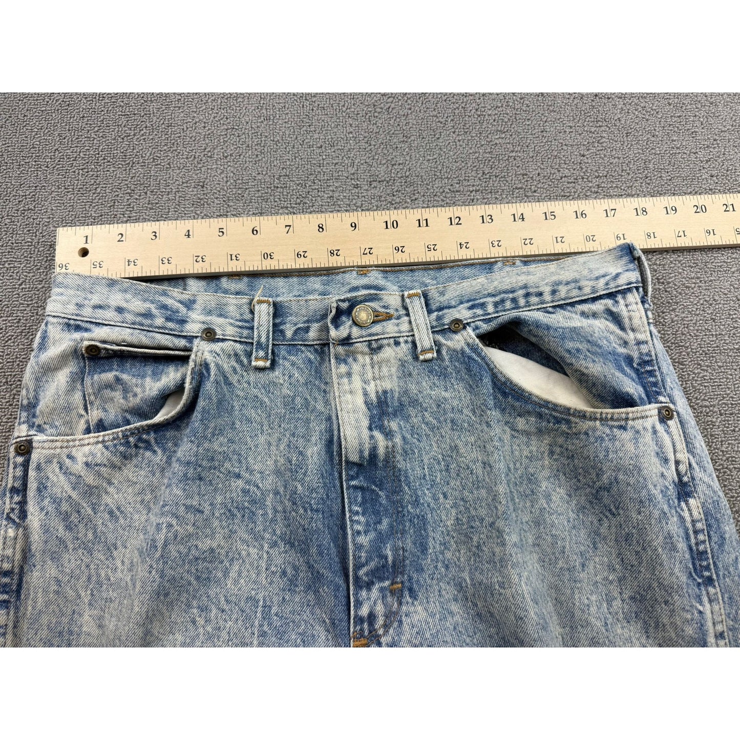Vintage Wrangler Men's 36x34 Blue Acid Wash Authentic Jeans