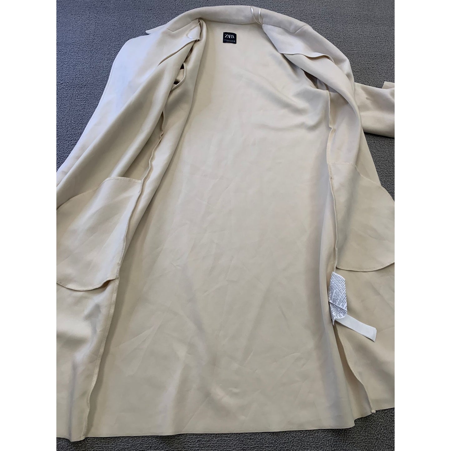 ZARA Women's Medium Cream White Long lapel Coat