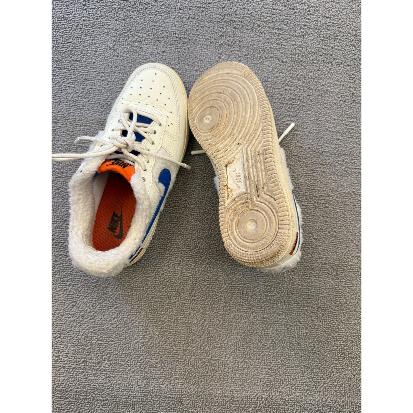 Nike Air Force 1 Women's Size 6  White Blue Sherpa Fleece Sneakers