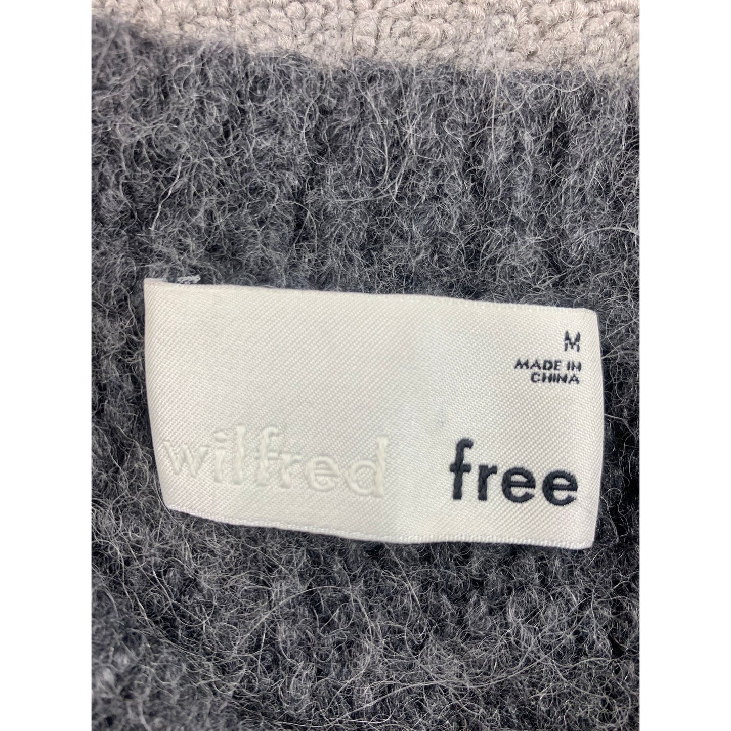 Wilfred Free Women's Medium Grey Cropped Fuzzy Sweater Long Sleeve