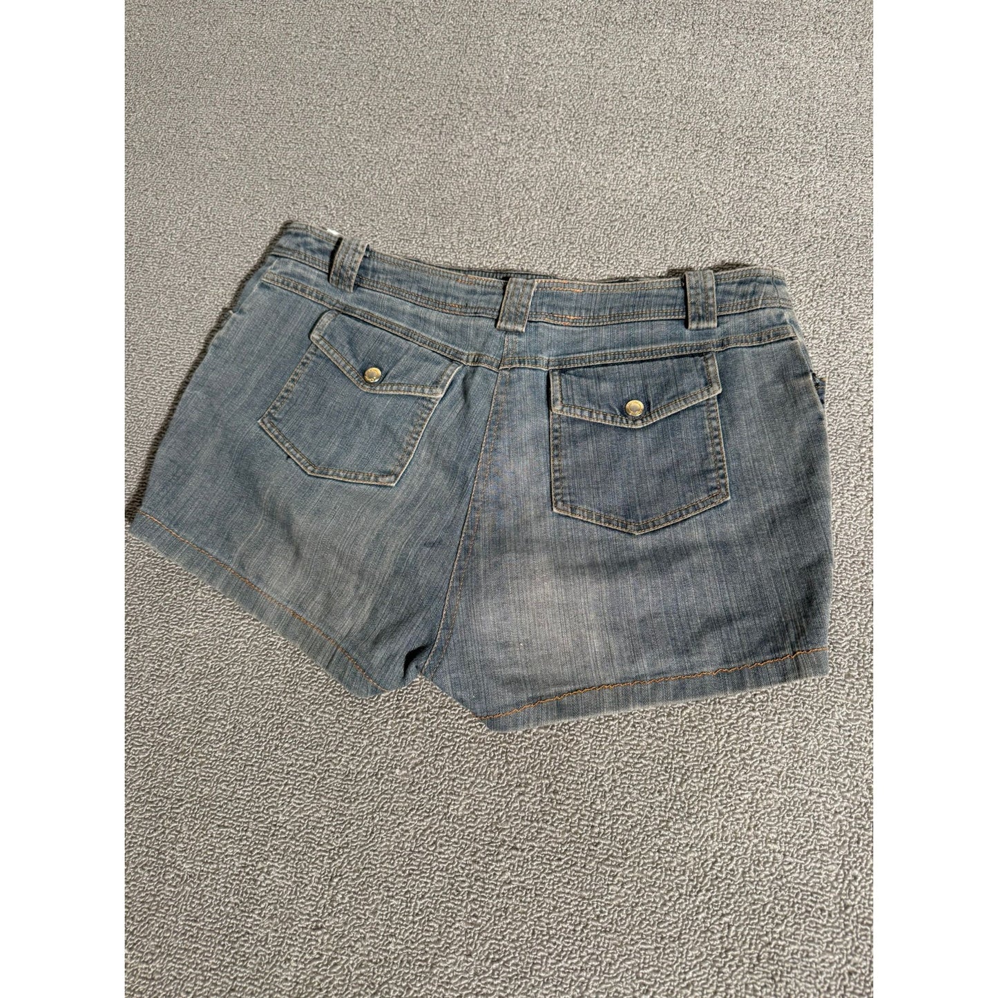 Fila Golf Italy Vintage Women 28 Denim Short Light Wash Chic