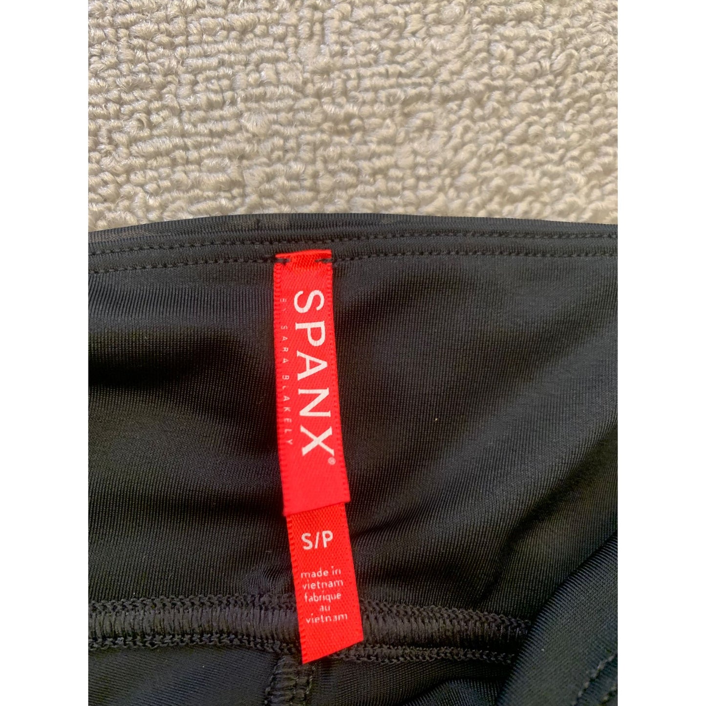 Spanx Women's Small/Petite Leggings Black Camo Coated Shine Leggings