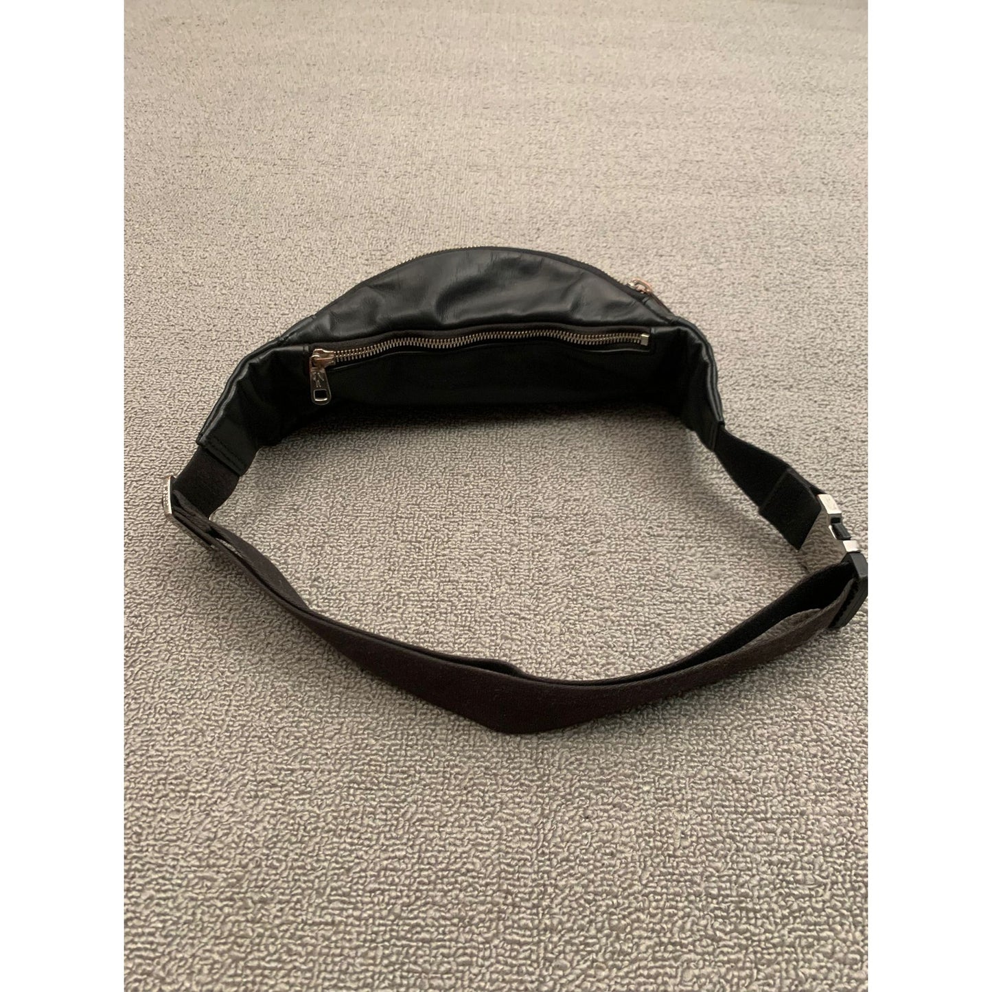 Lacoste One Size Black Leather Belt Bag Fanny Pack